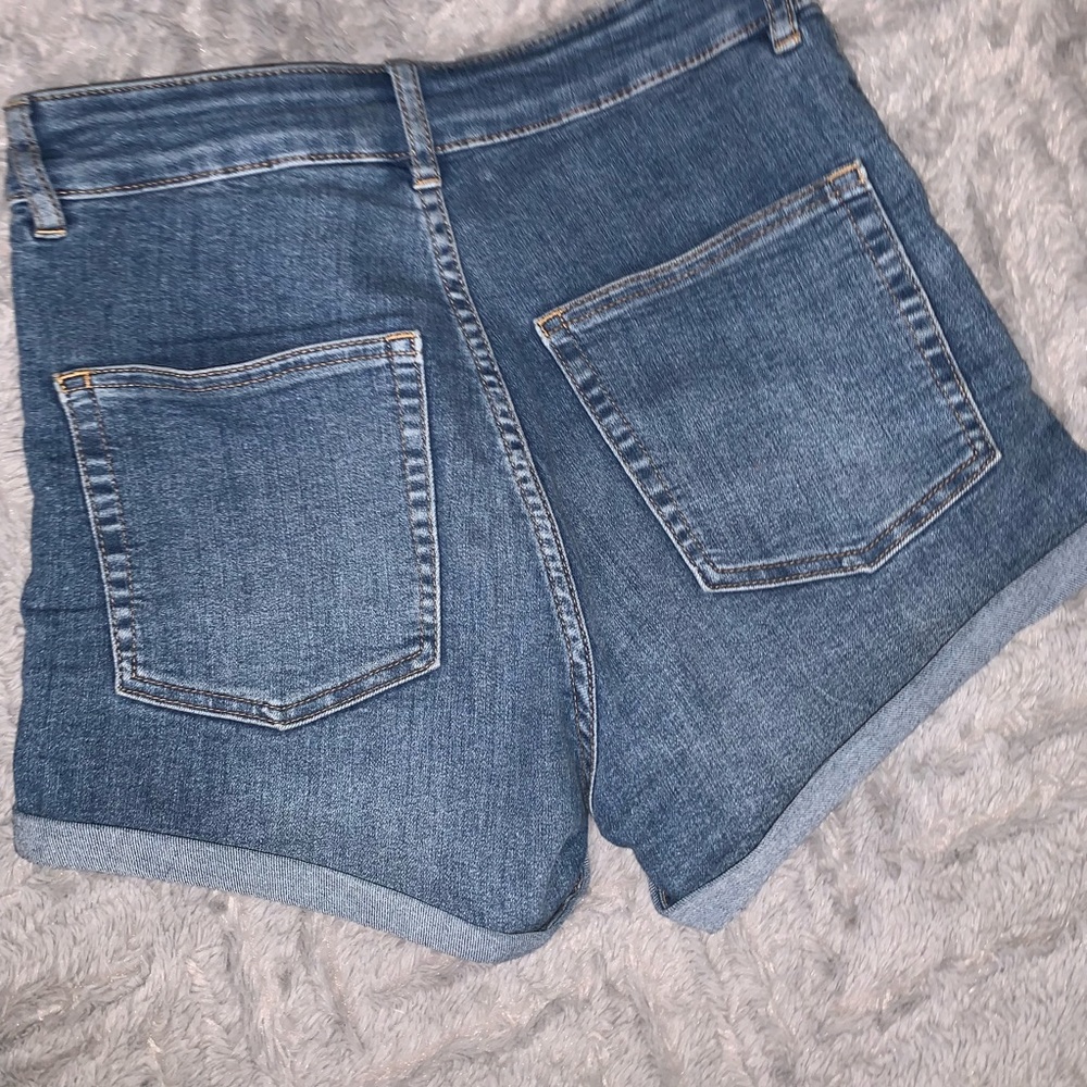 HIGH RISE Denim short - Picture 3 of 5